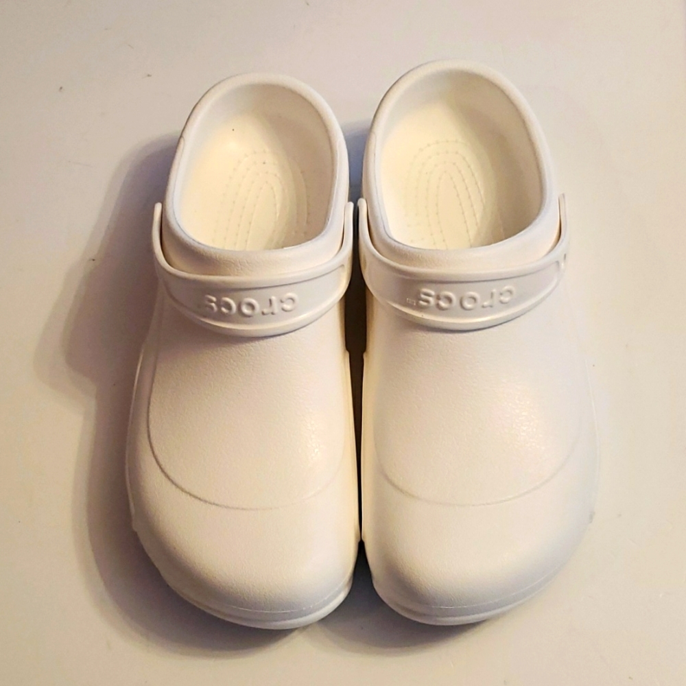 Crocs Specialist white clogs size 12